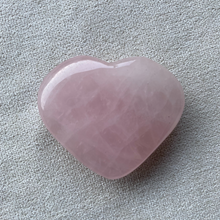 Load image into Gallery viewer, Heart Stones. (Selenite &amp; Rose Quartz)
