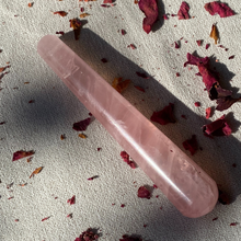 Load image into Gallery viewer, Rose Quartz Face Massage Wand
